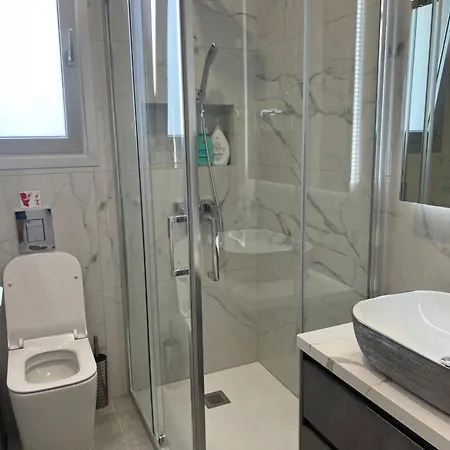 Johnny'S Luxury Getaway Apartment Strovolos Exterior photo